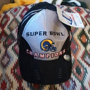 La Rams Superbowl champions XXXVI hat
